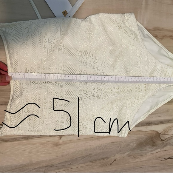 New Roxy Lace Swimsuit - Picture 9 of 9